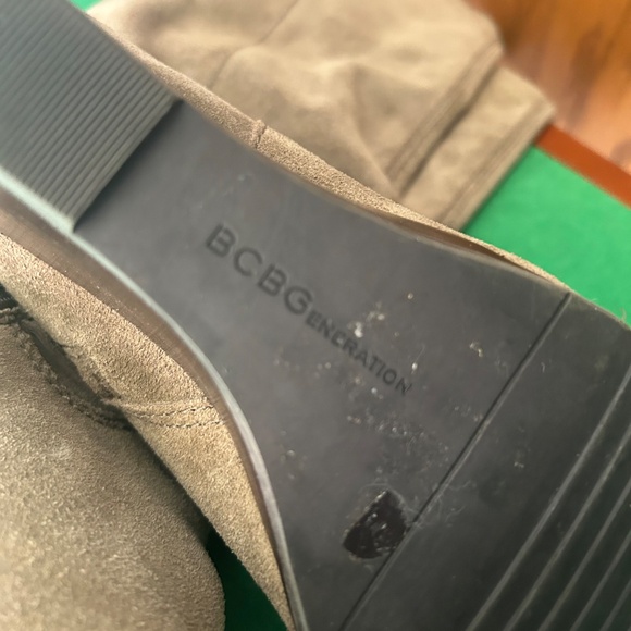 BCBGeneration suede knee high wedge boots - Picture 4 of 4